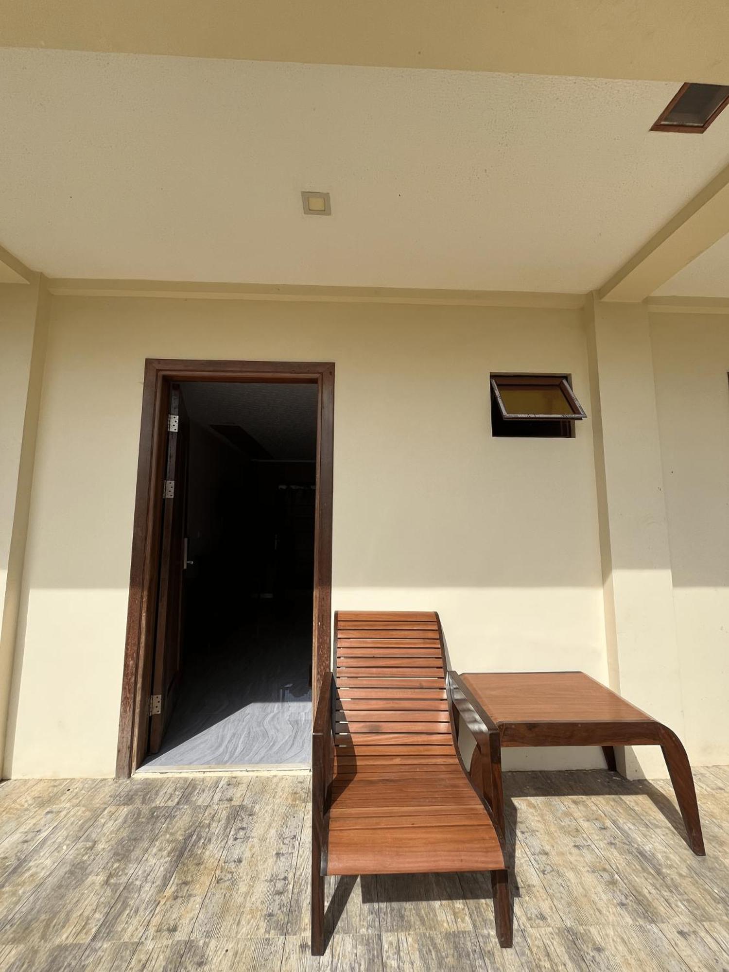 On Board Lifestyle Panglao Resort 외부 사진