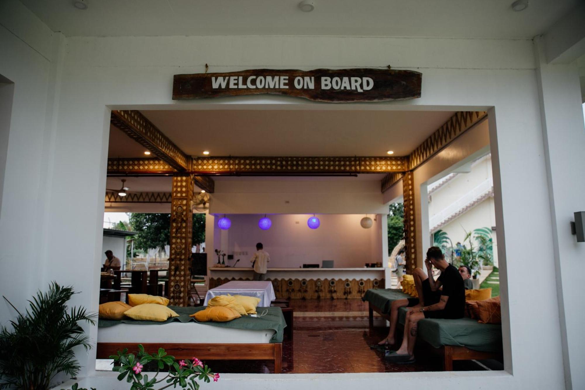 On Board Lifestyle Panglao Resort 외부 사진