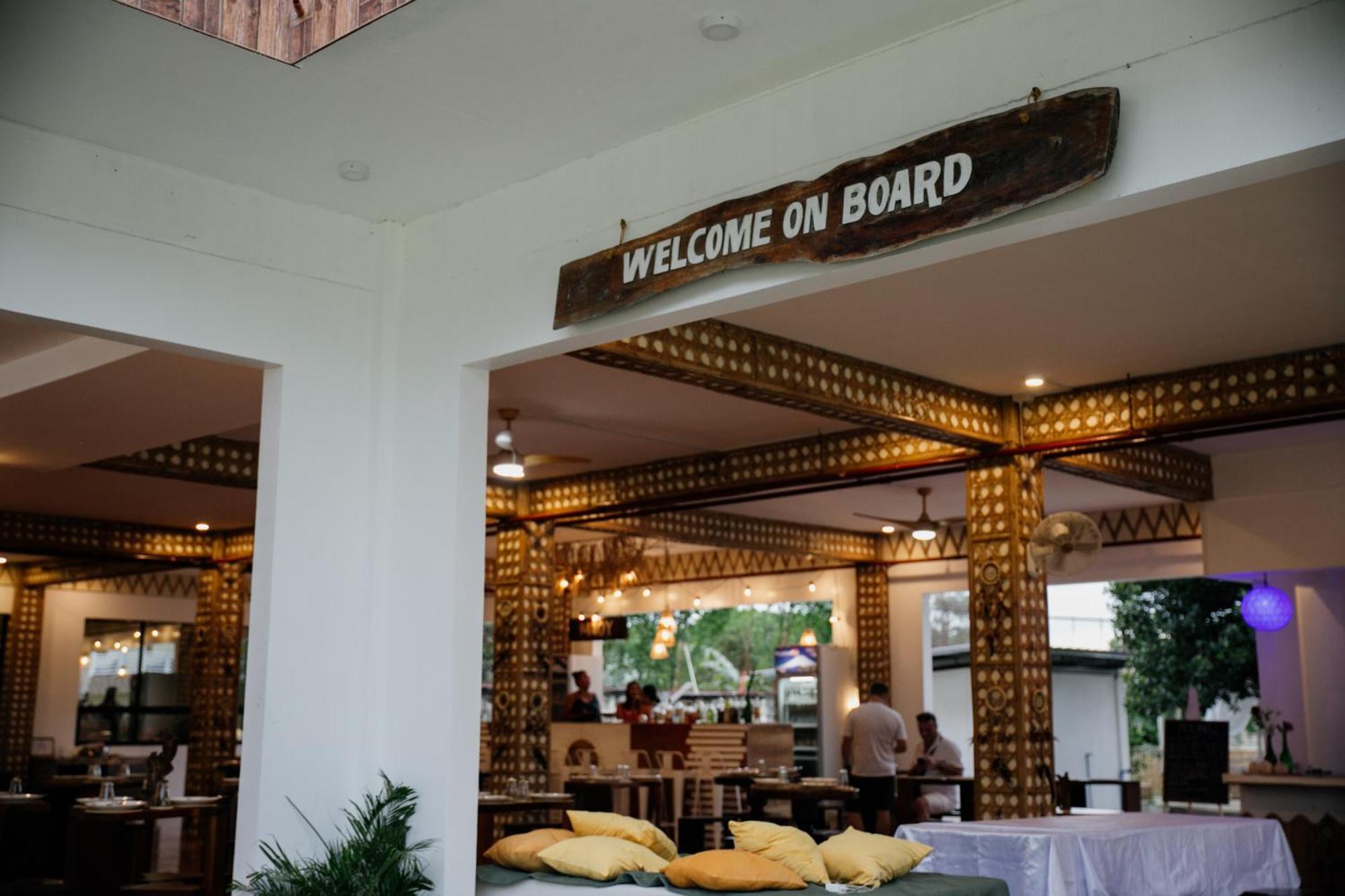 On Board Lifestyle Panglao Resort 외부 사진